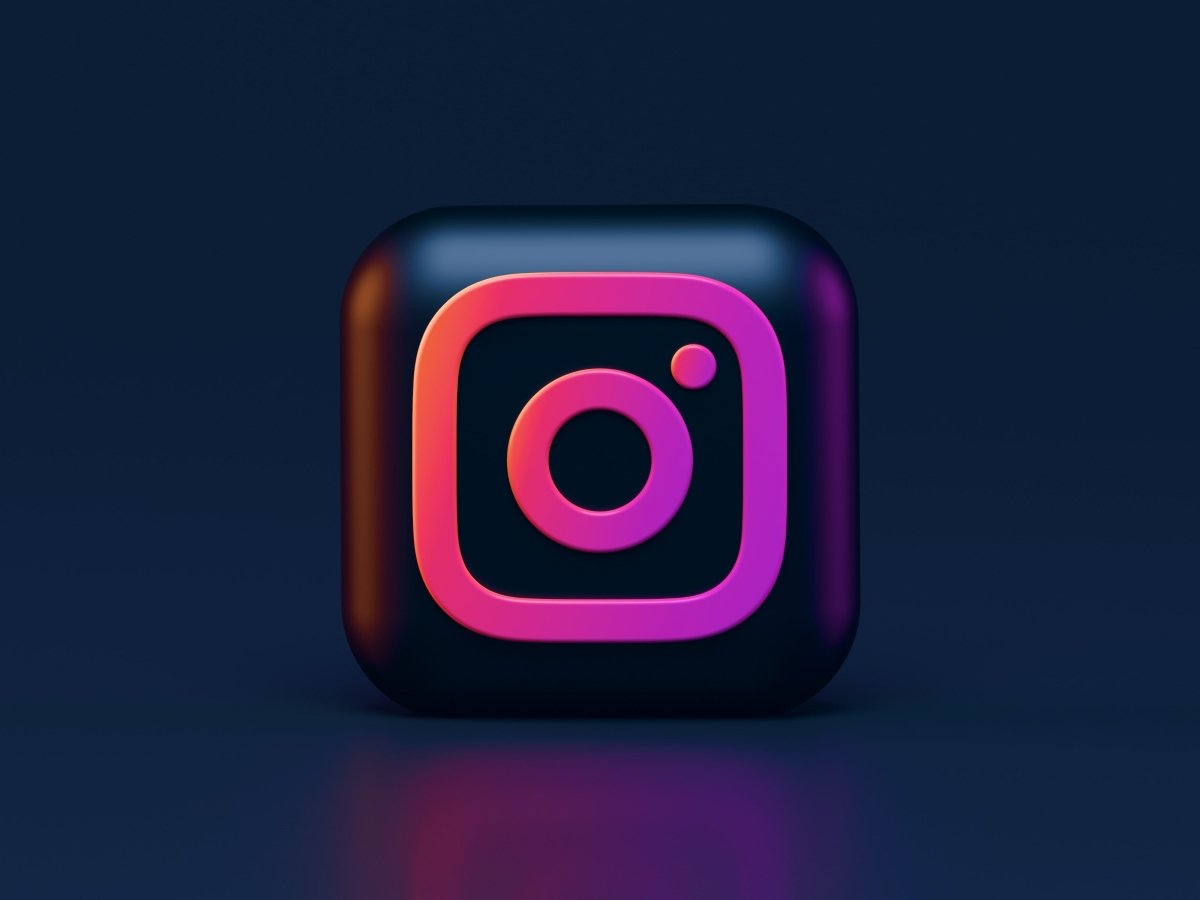 7 Ways Instagram Followers Boost Local Businesses - Tap and Rate